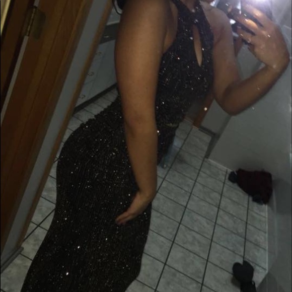 Dresses & Skirts - Prom / hoco